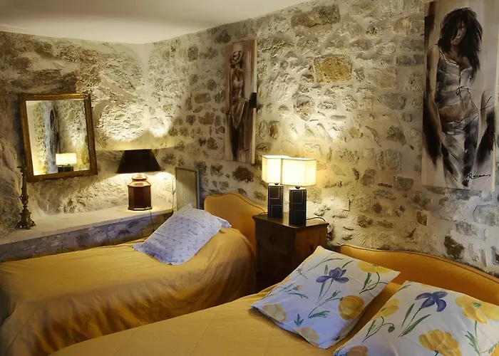 Le Castélas Apartmanhotel Aiguèze
